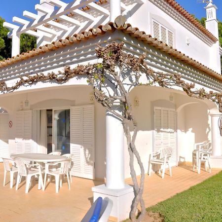 Comfortable Holiday Home In Vilamoura With Pool 외부 사진