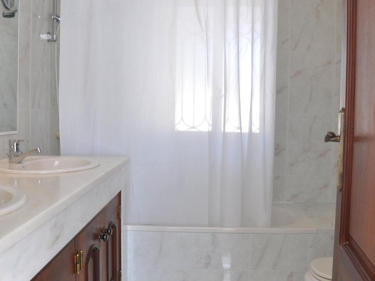 Comfortable Holiday Home In Vilamoura With Pool 외부 사진