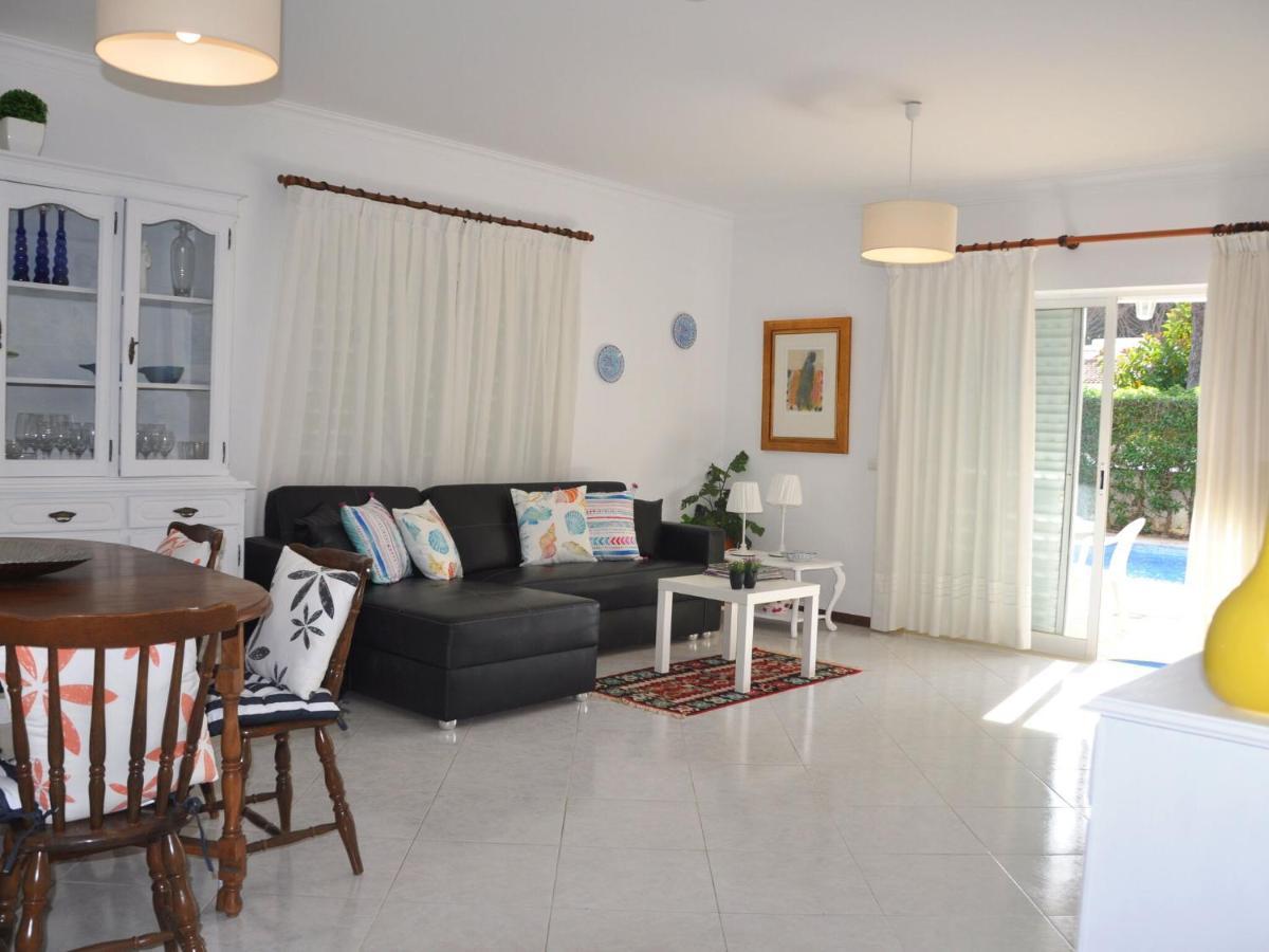 Comfortable Holiday Home In Vilamoura With Pool 외부 사진